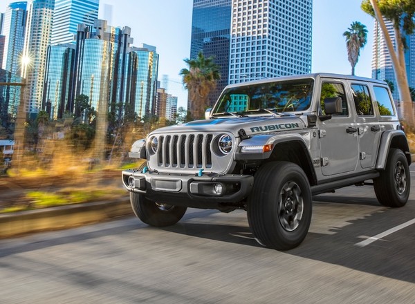 Jeep Wrangler 4xe – hybrydowa terenówka z Ameryki