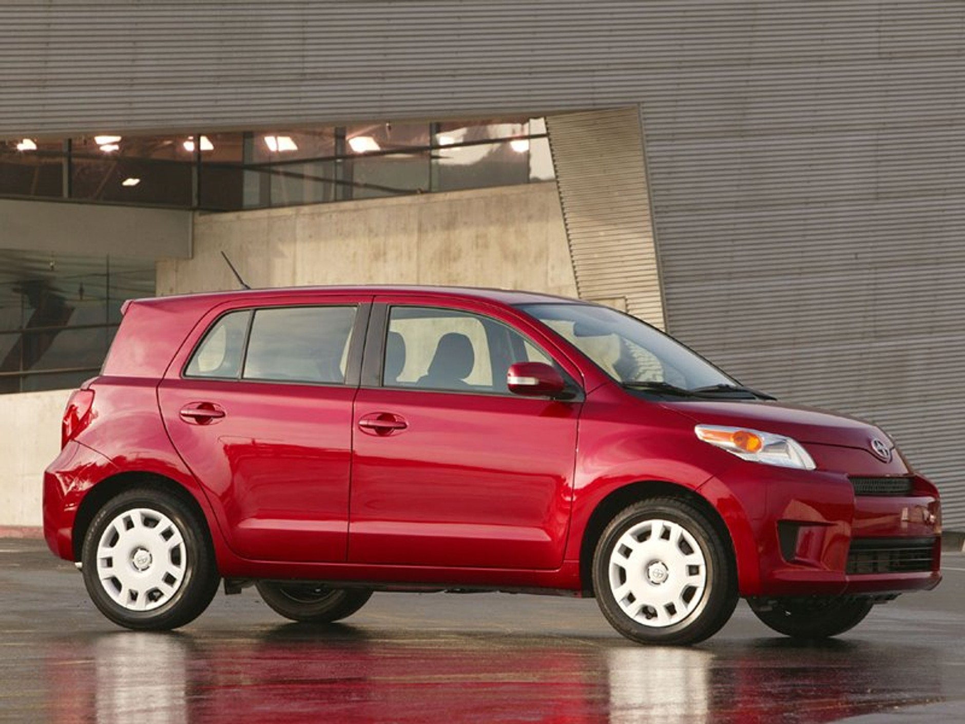 Scion xD 2008: muskularne pudło z doskonałym systemem audio