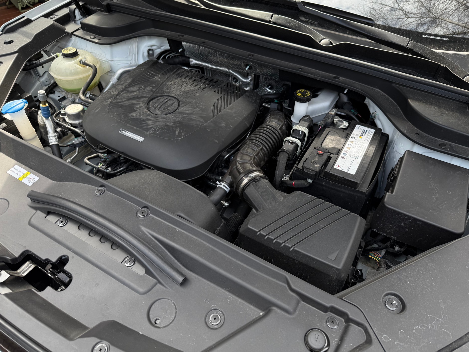 Chińskie auta spalinowe w zdecydowanej większości są wyposażone w silnik 1.5. Wielkość auta, jak się wydaje, nie ma znaczenia