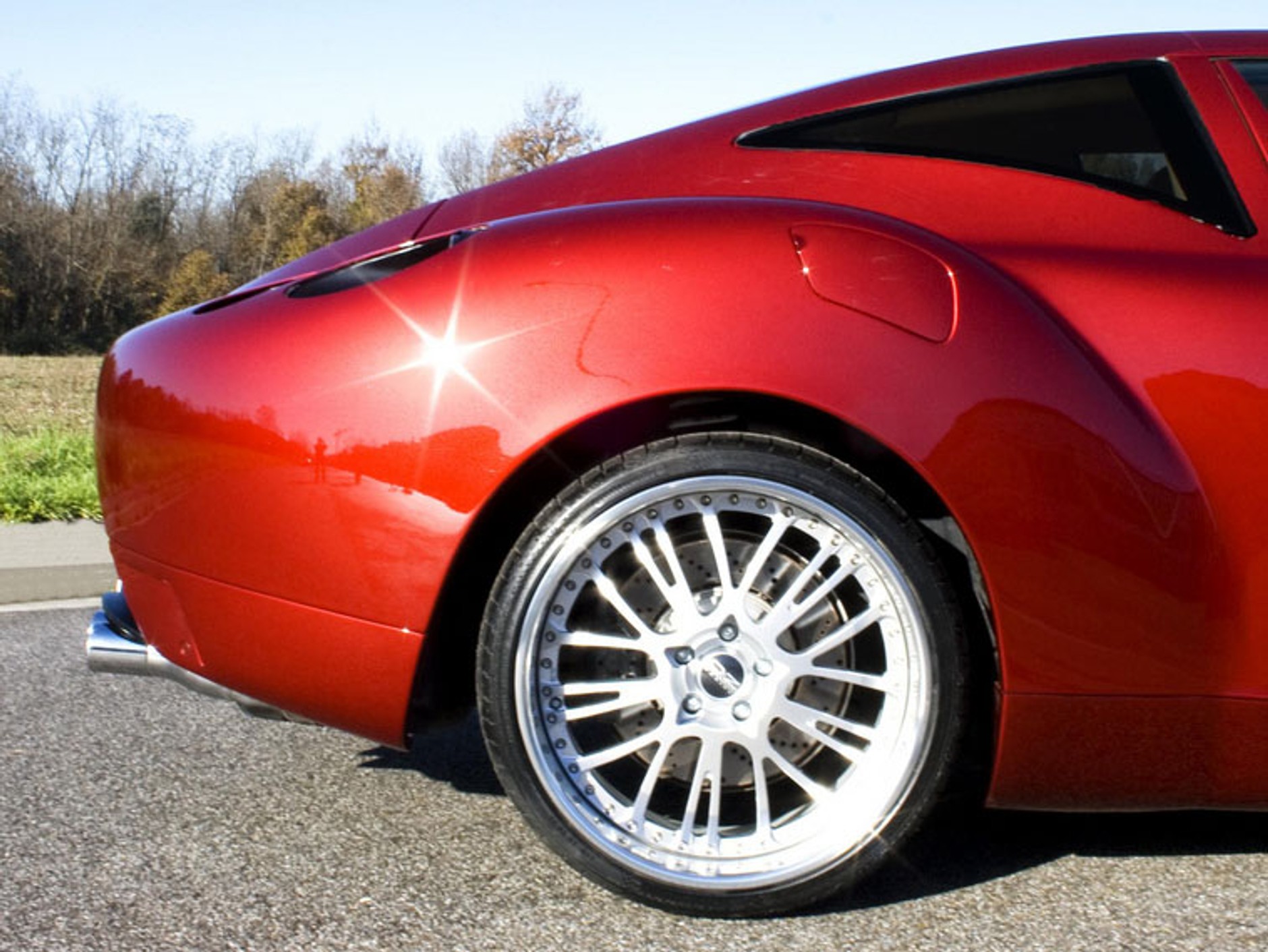 Faralli &amp; Mazzanti Vulca S – ręcznie budowane coupe