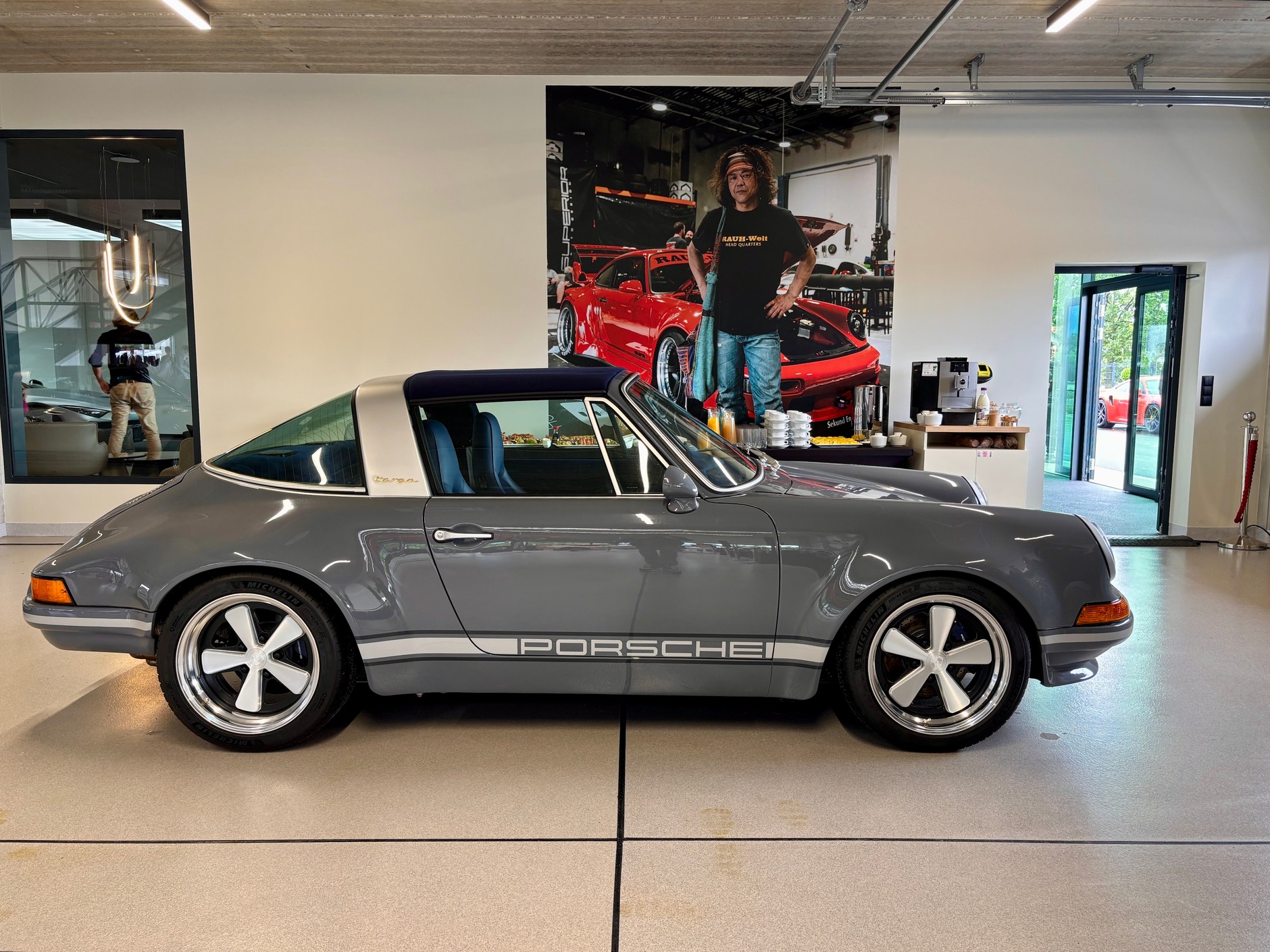 Otwarcie nowej siedziby 911 Garage i budowa kolejnego RWB