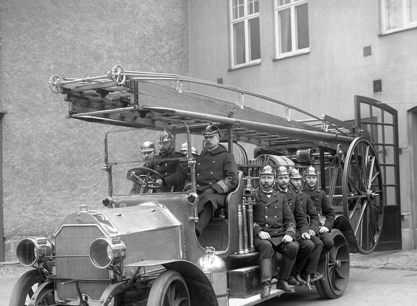 100 lat wozów strażackich Scania