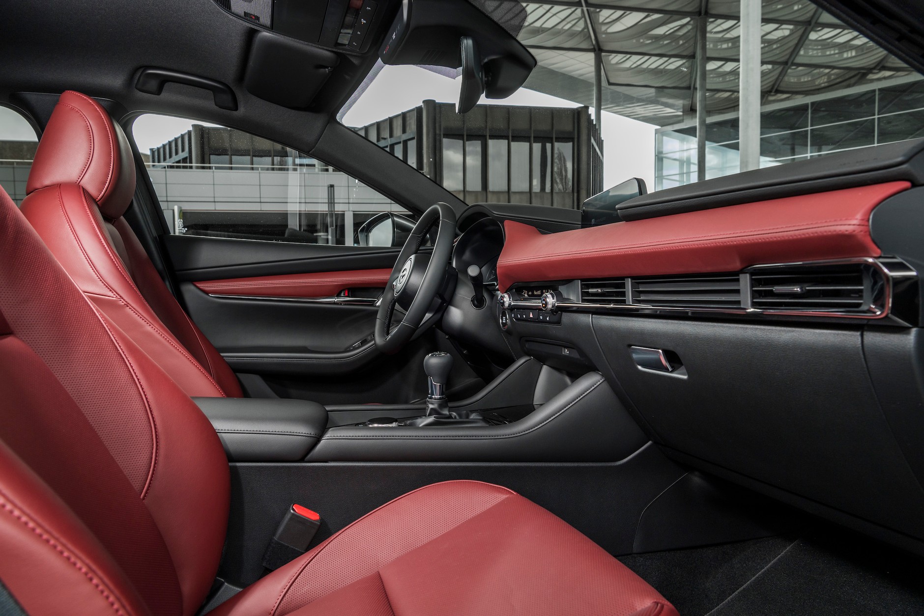 Mazda 3 i Mazda CX-30 – lepsze, bo zelektryfikowane