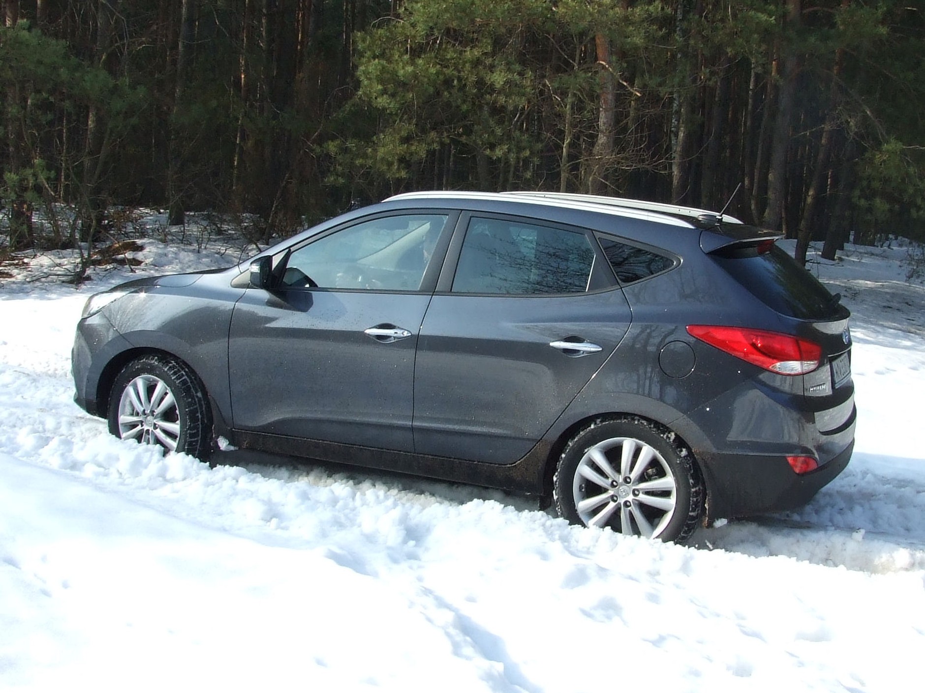 Hyundai ix35: po asfalcie i po błocie, po twardym i po miękkim - nowy gracz w segmencie SUV