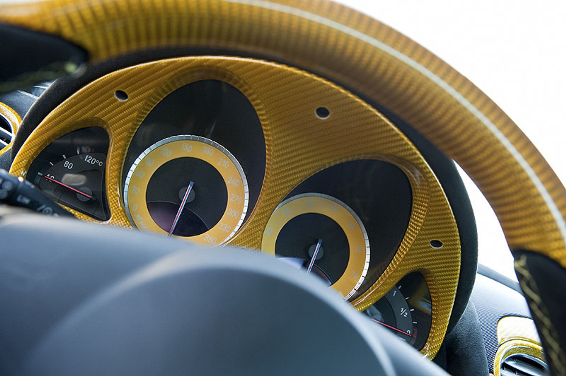 Hamann SLR Volcano: tym razem na kolorowo