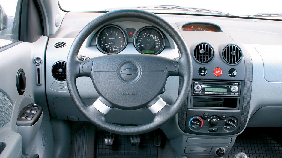Chevrolet Aveo I (2002-11) – 2004 r. za 4500 zł