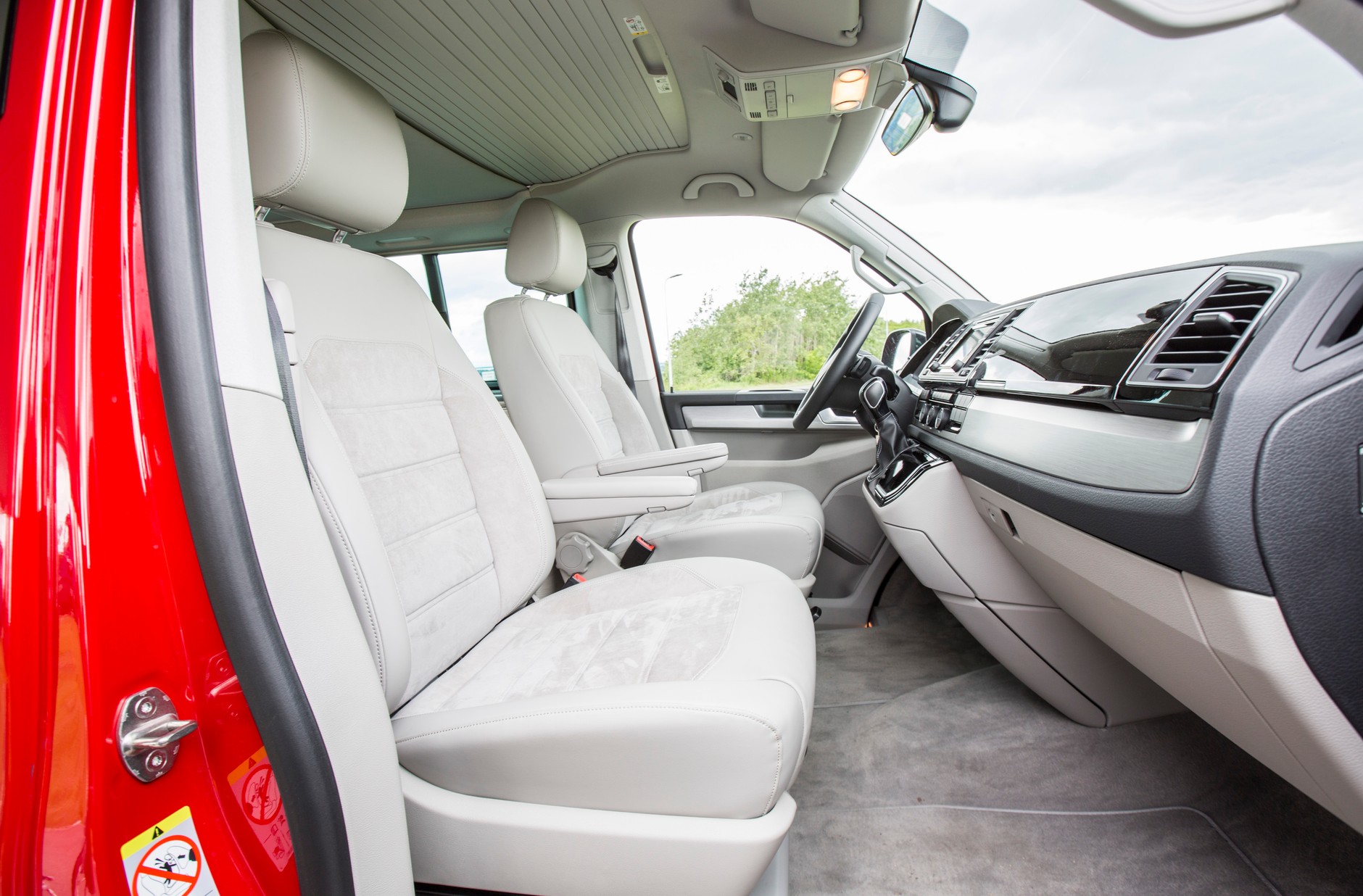 Volkswagen Multivan California Ocean