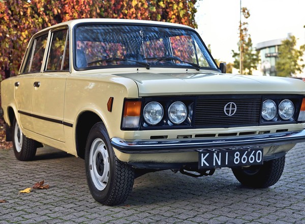 Ten Duży Fiat jest nowy. Kupcie go, zanim ja zrobię ten błąd. Macie dwa tygodnie