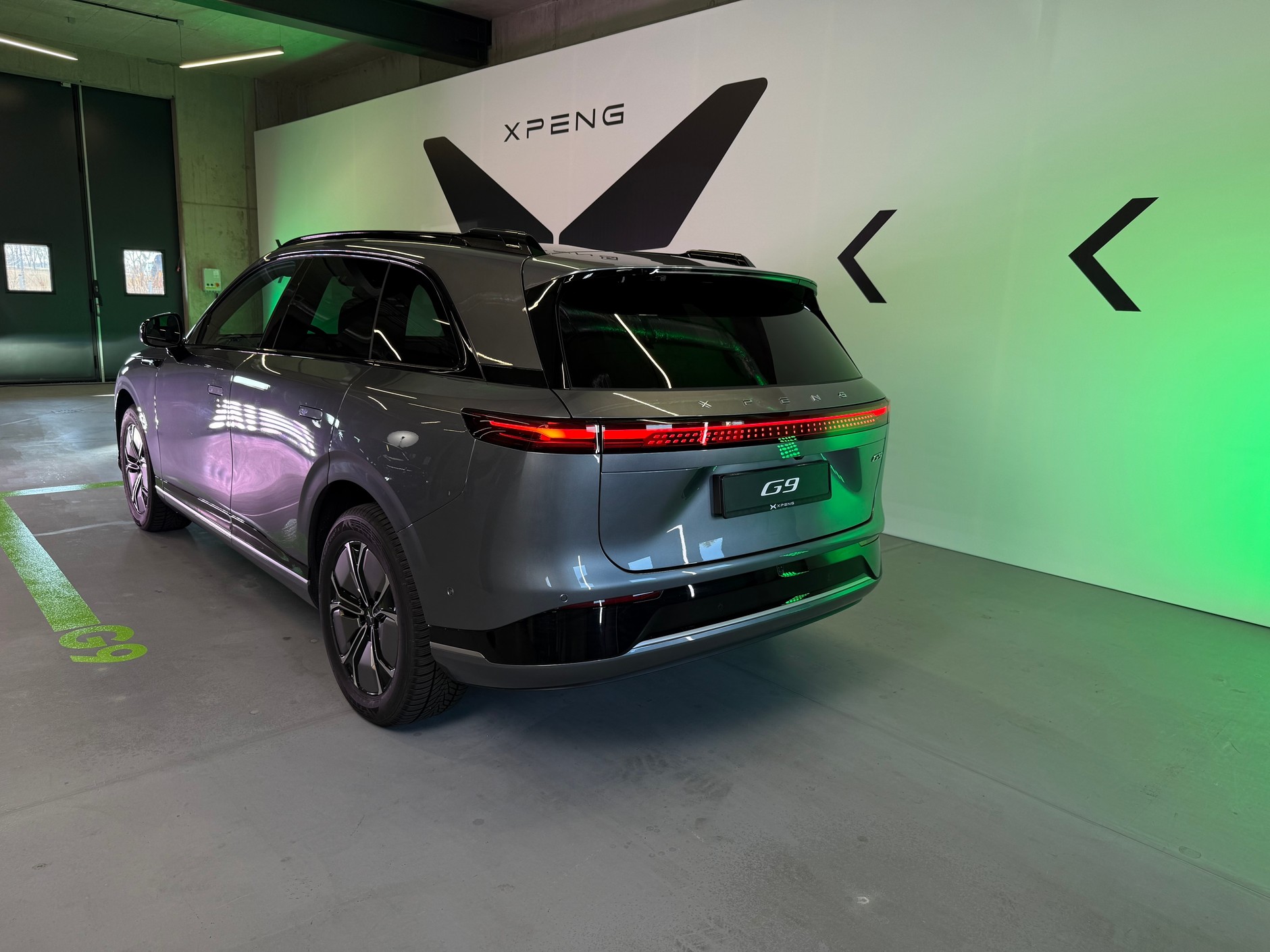 XPeng G9