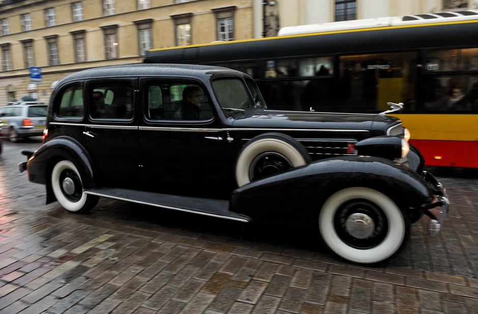 WARSZAWA CADILLAC JÓZEFA PIŁSUDSKIEGO (Cadillac 355D)