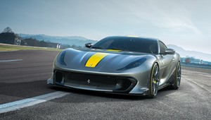 Czy Ferrari i Lamborghini znikną z rynku? Możliwe, że jednak nie