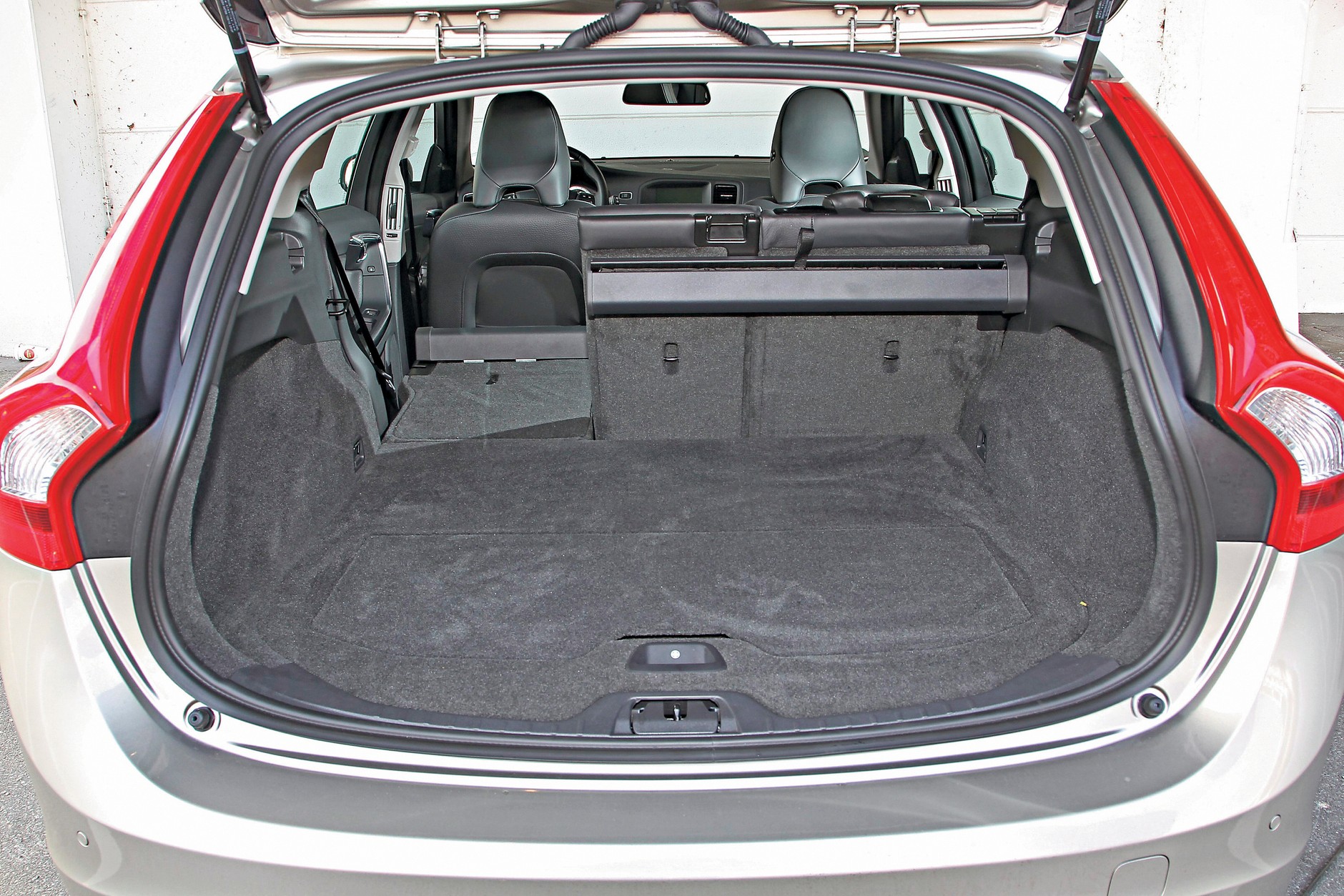 Porównanie kombi klasy średniej: AUDI BMW VOLVO