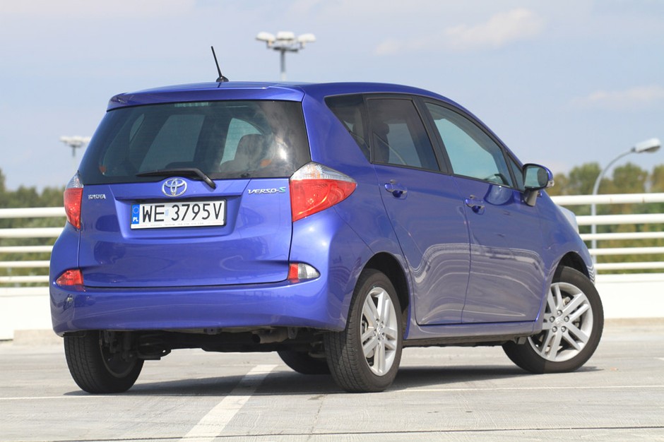 Toyota Verso S kontra Hyundai ix20 i Citroen C3 Picasso: czy to vany idealne na miasto?