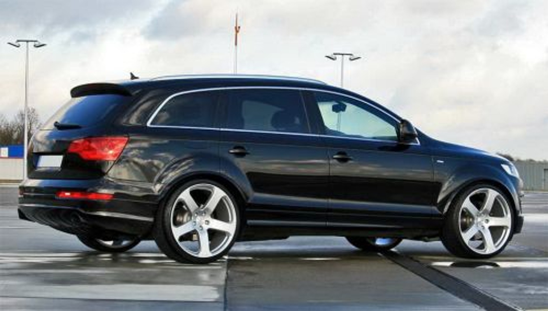 Audi Q7 - Z pazurem