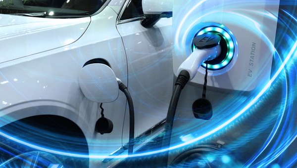 Hybrydy plug-in: wady i zalety używanych aut. Sprawdziliśmy popularne marki