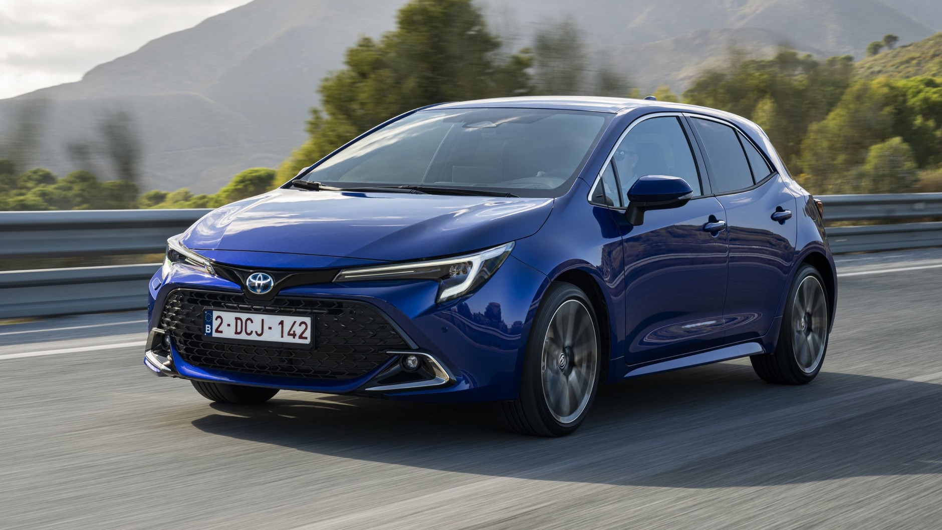 Toyota Corolla (12. generacja; od 2018 r.; wersja po modernizacji): najczęściej rejestrowane nowe auto osobowe w Polsce w okresie styczeń-kwiecień 2024 r.