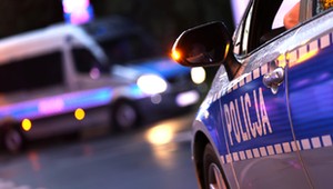 Nocny pościg ulicami Warszawy: 17-latek potrącił rowerzystkę i uszkodził trzy radiowozy