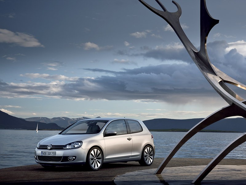 Paryż 2008: Volkswagen Golf VI tylko do 2011 roku!