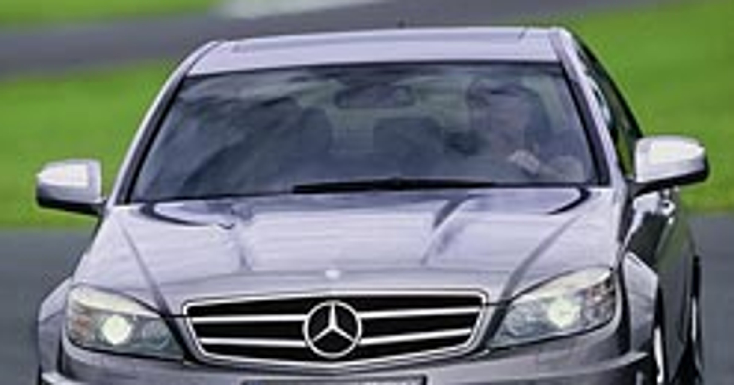 Nowy Mercedes-Benz C 63 AMG – czy trzeba mówić coś więcej?