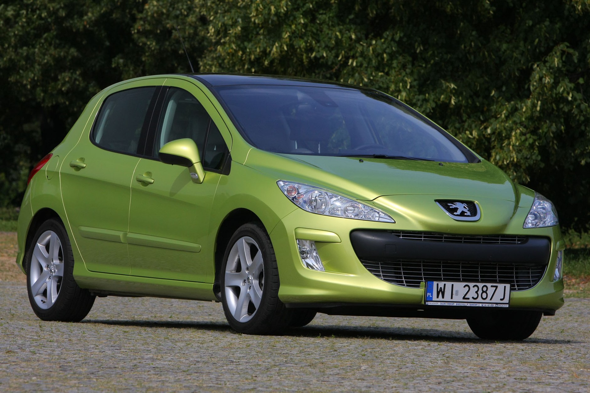 Peugeot 308 - cena od 16 000 zł
