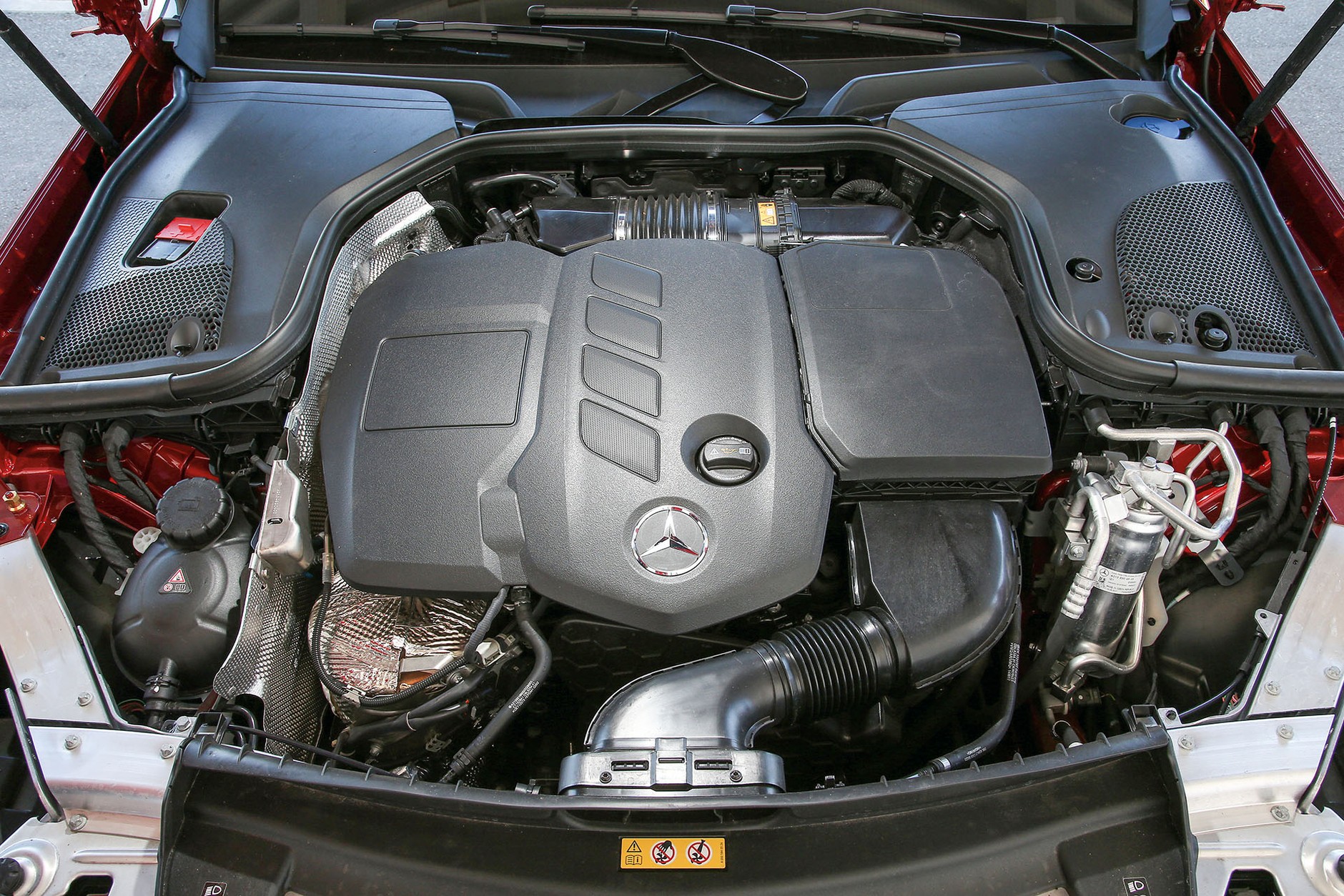 Używany Mercedes klasy E 220 d T - test 100 000 km zaliczony na piątkę