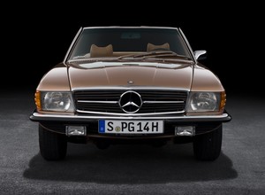 Mercedes SL (R 107) – wciąż atrakcyjny pięćdziesięciolatek