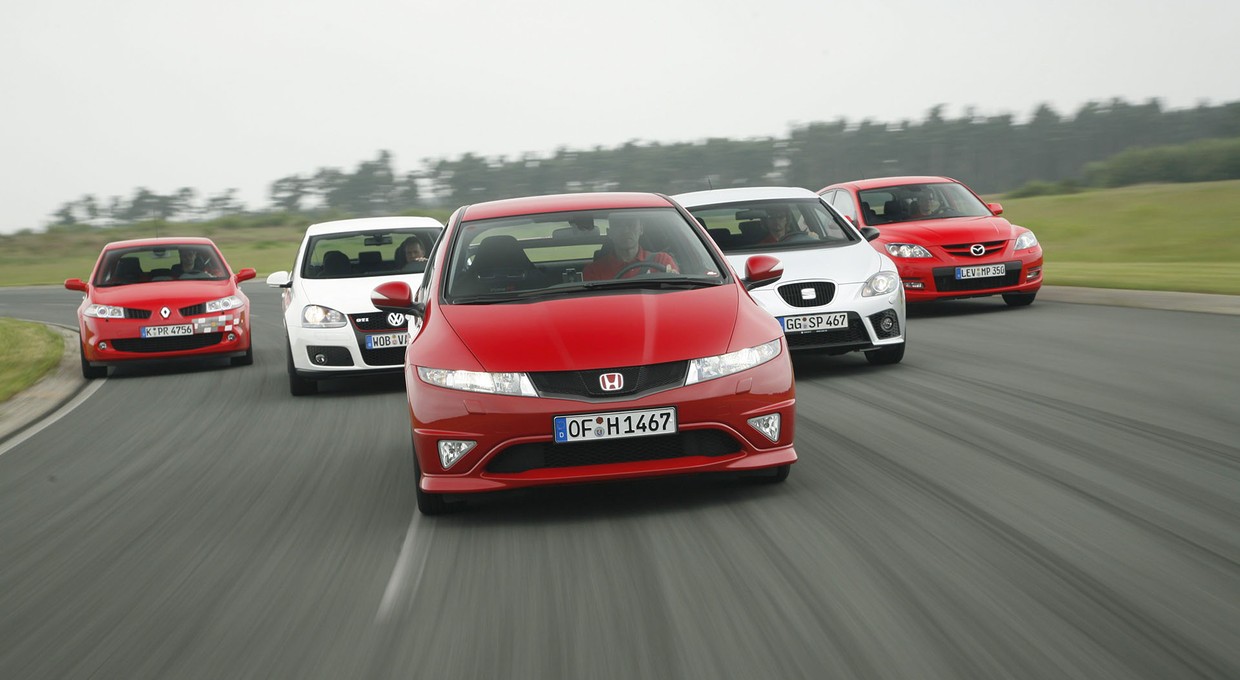 Używany hot hatch za 30 tys. zł - który będzie lepszym wyborem?