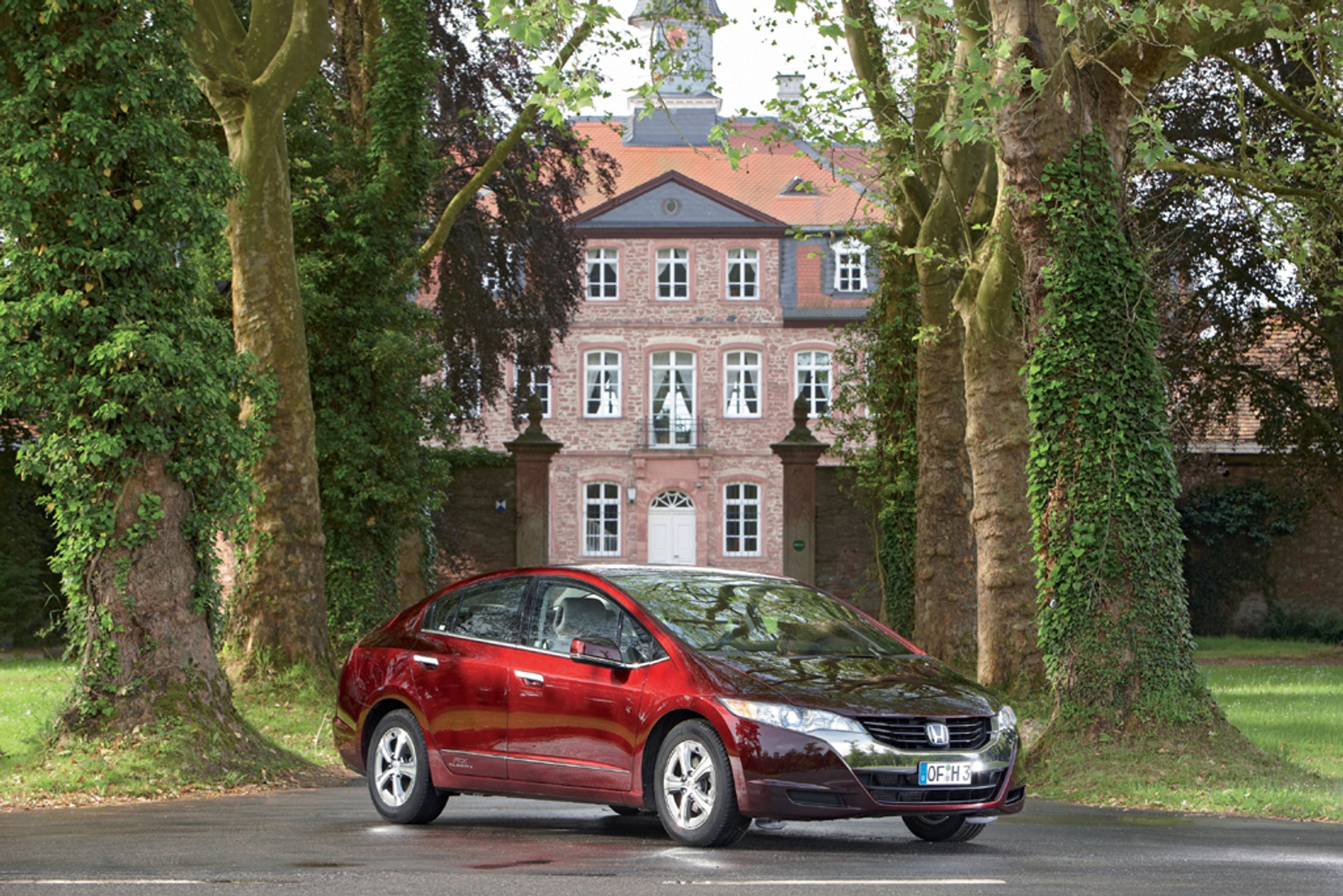 Honda FCX Clarity - Ready to drive