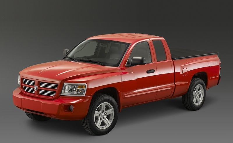 Dodge Dakota 2008: mocniejszy, praktyczniejszy, oszczędniejszy
