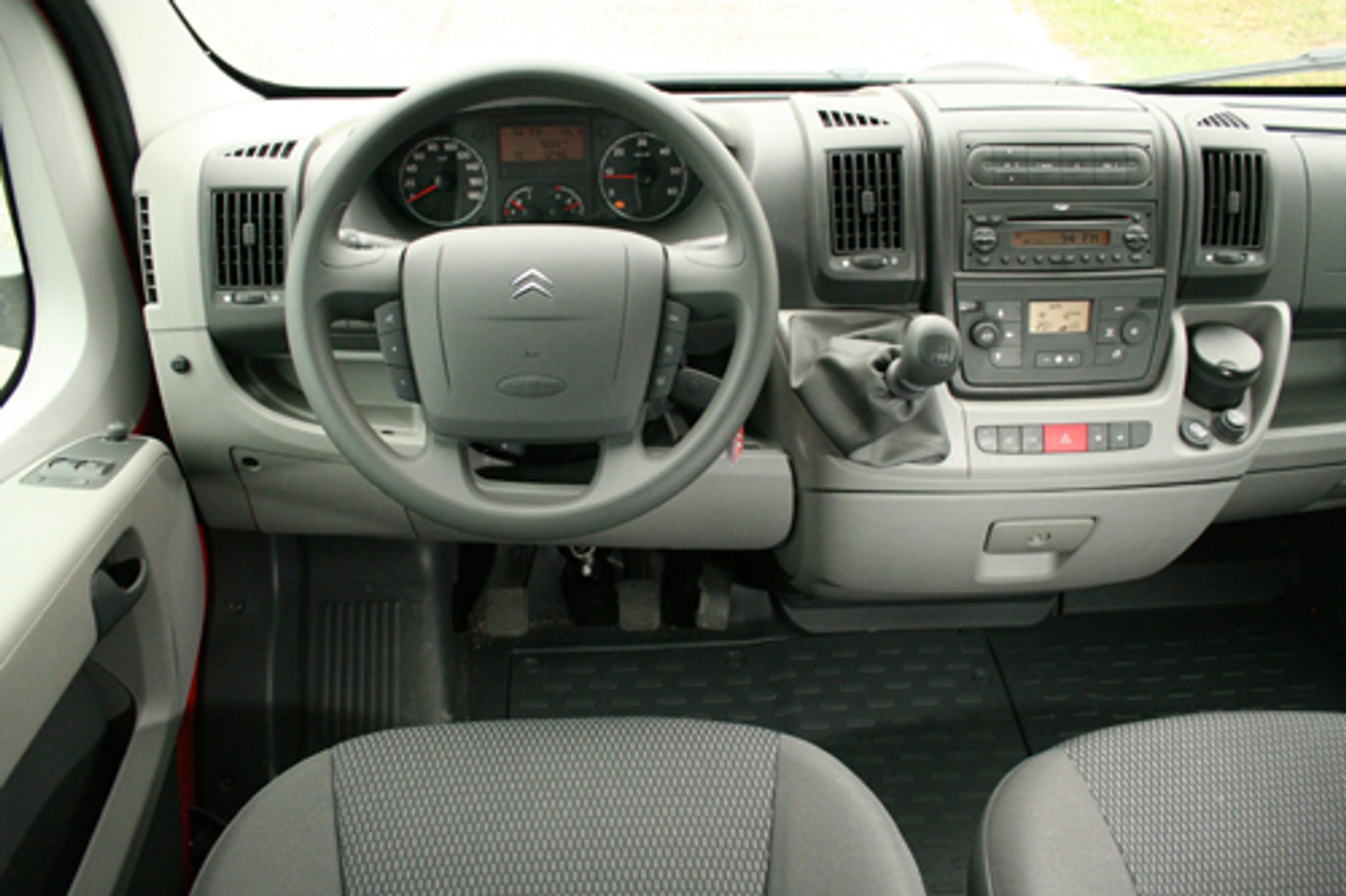 Citroen Jumper szkoda go dla ekipy remontowej