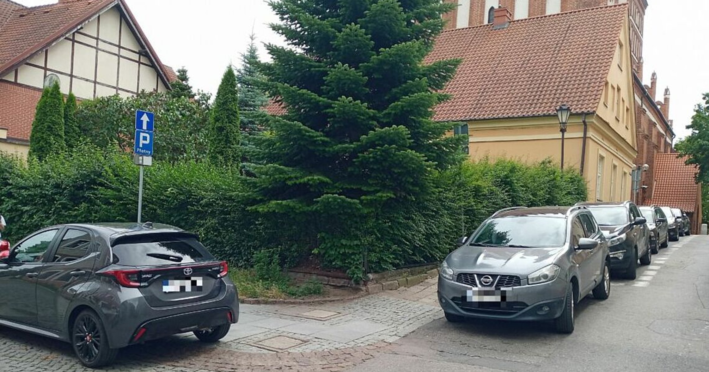 Parkowanie na starym mieście w Olsztynie