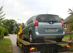 Nowe stawki akcyzy na samochody. Zyskają... najbogatsi!