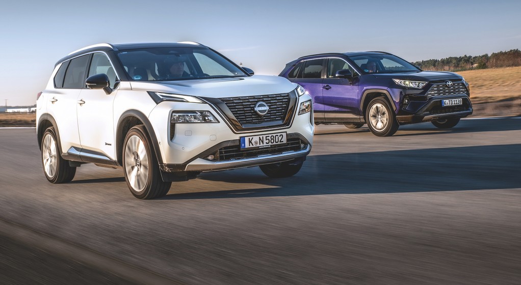Nissan X-Trail kontra Toyota RAV4