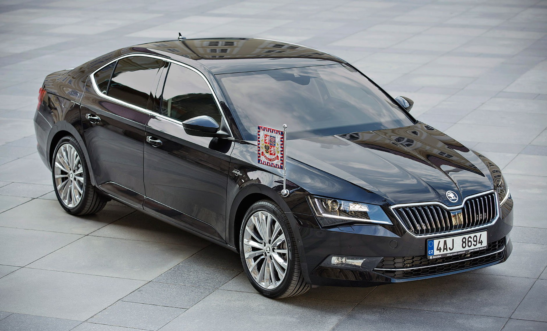 Nowa Skoda Superb dla prezydenta