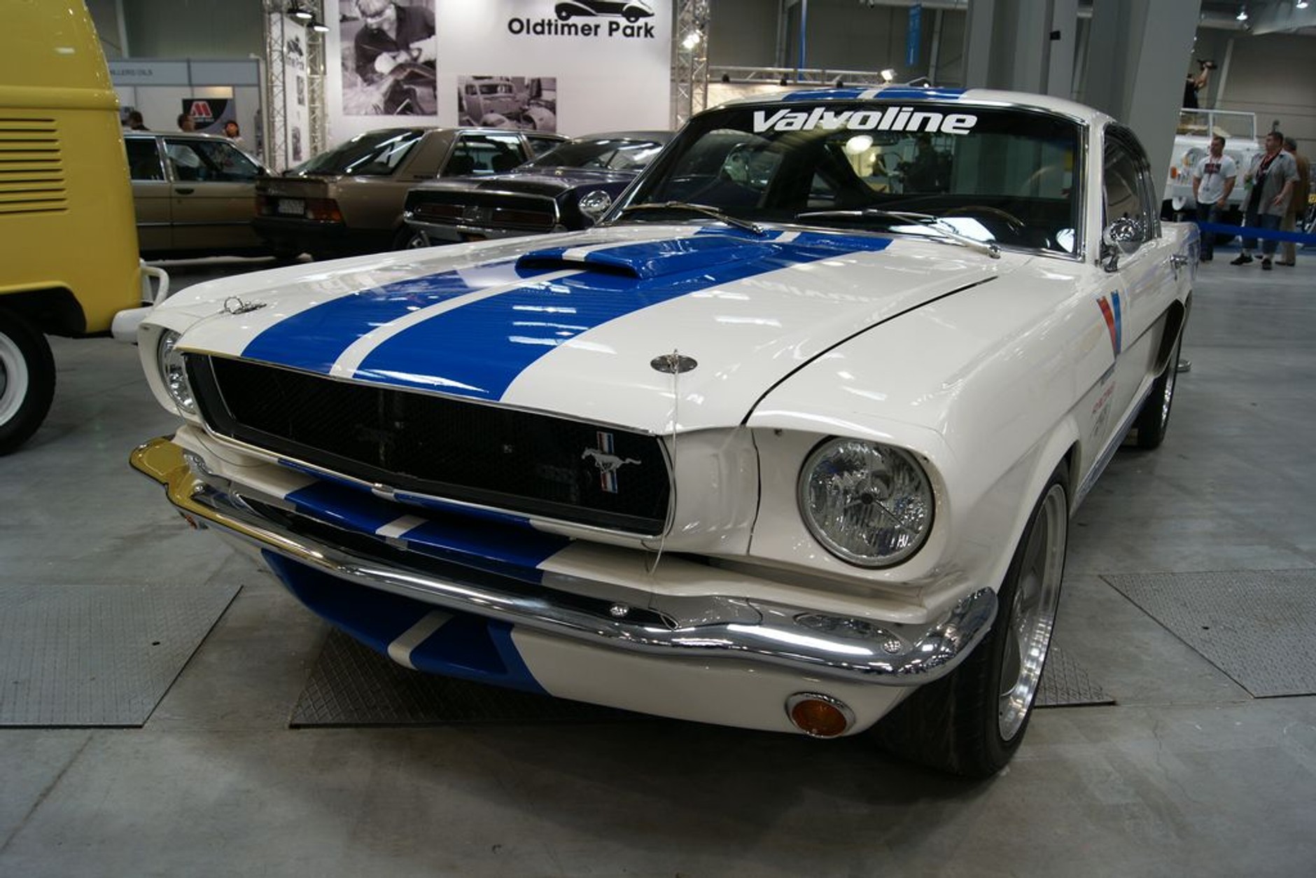 Moto Nostalgia 2011 – uczta dla koneserów motoryzacji (galeria)