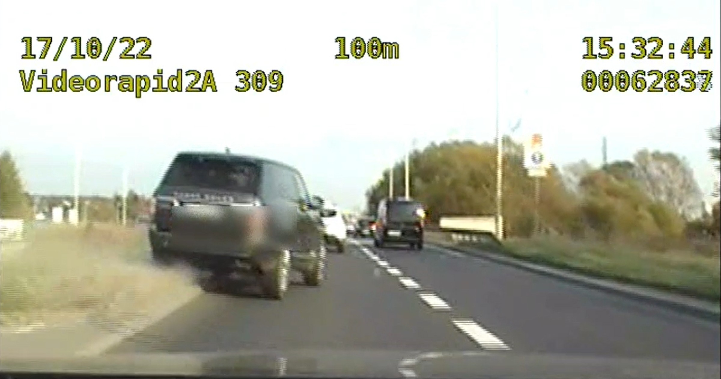 Autem skradzionym w Austrii uciekał przez polskimi policjantami