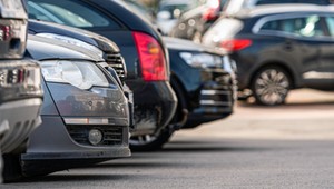 Zmiany dla kierowców nie tylko na parkingach Biedronki