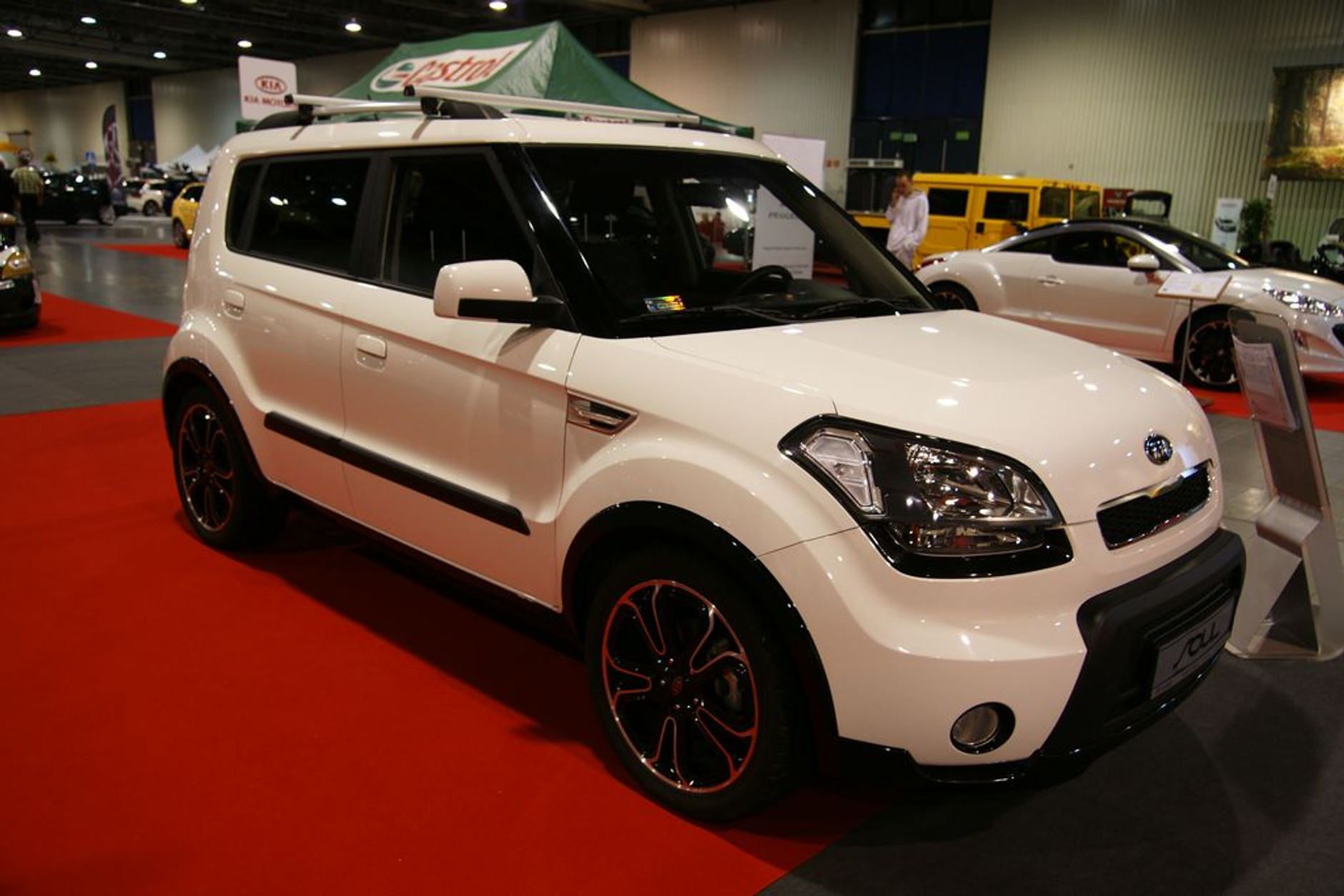 Auto Show Poland 2010 rynkowym barometrem (galeria)