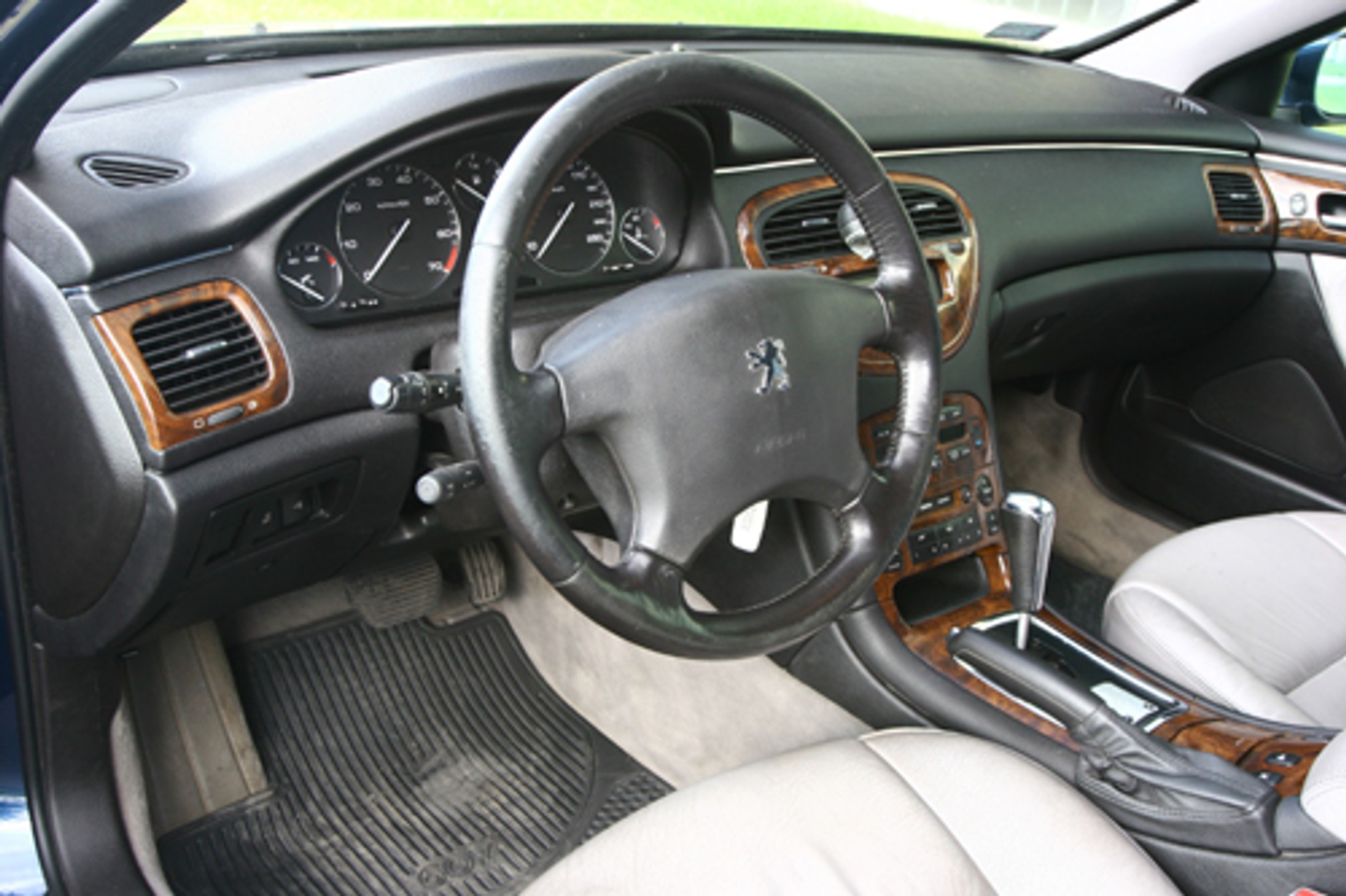 Peugeot 607 2.9 V6 - Trzymaj się za portfel