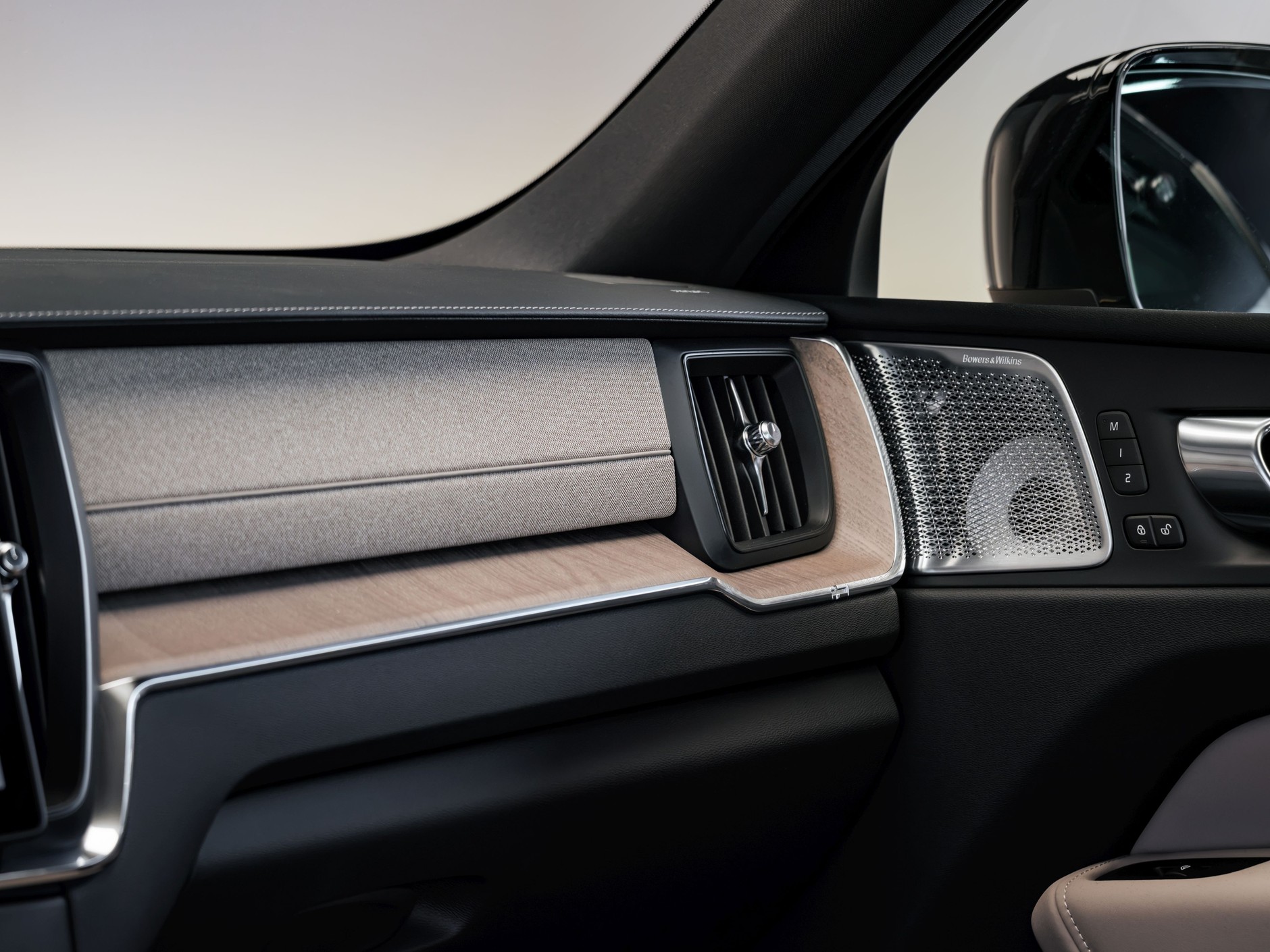 Volvo XC60 FL 15.09.2026