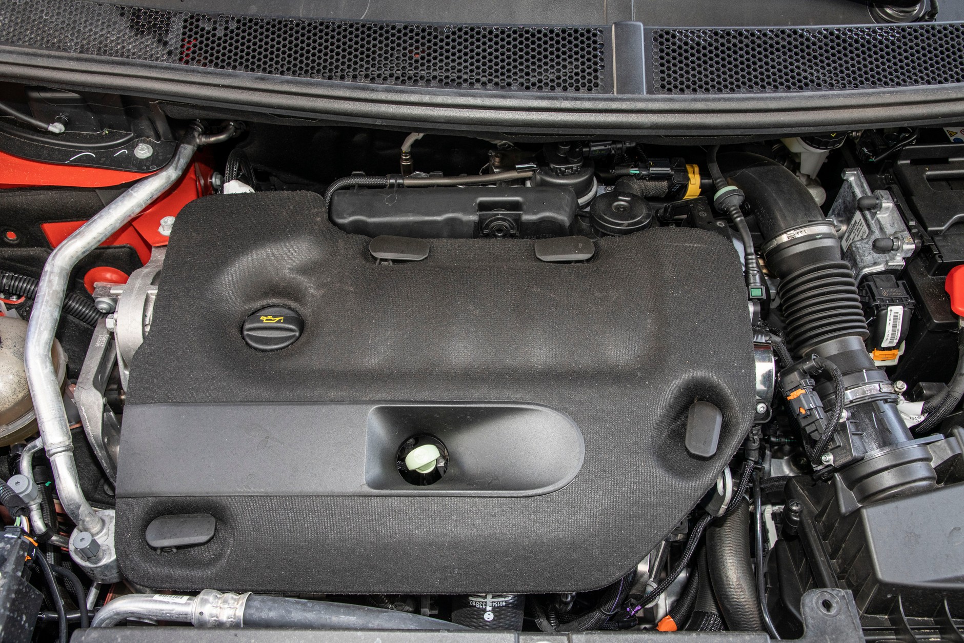 W C5 Aircrossie występują silniki 130 i 180 KM, w tym 1.2 PureTech – zdobywca nagrody „International Engine of the Year”