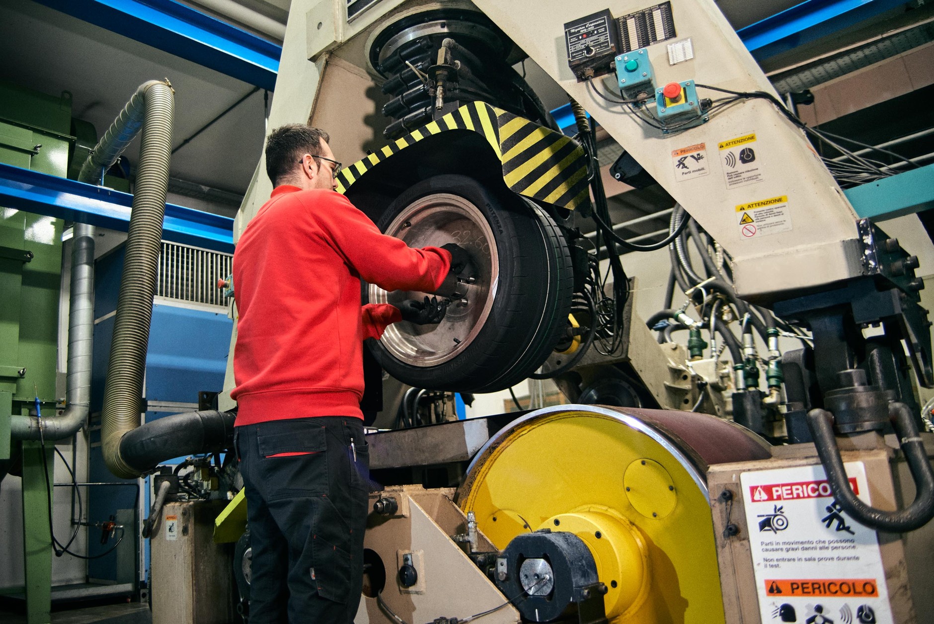 Centrum badawczo-rozwojowe i fabryka Bridgestone'a we Włoszech