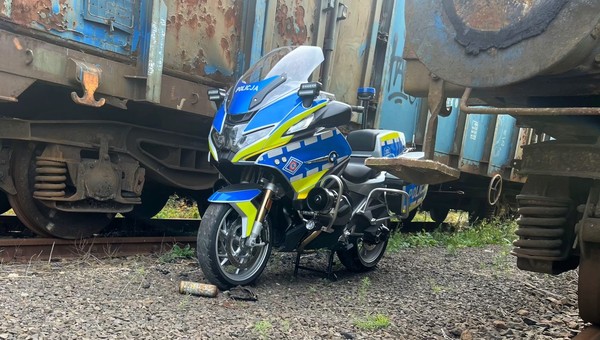 Policyjne motocykle w nowym malowaniu. Pochwaliła się nimi KSP