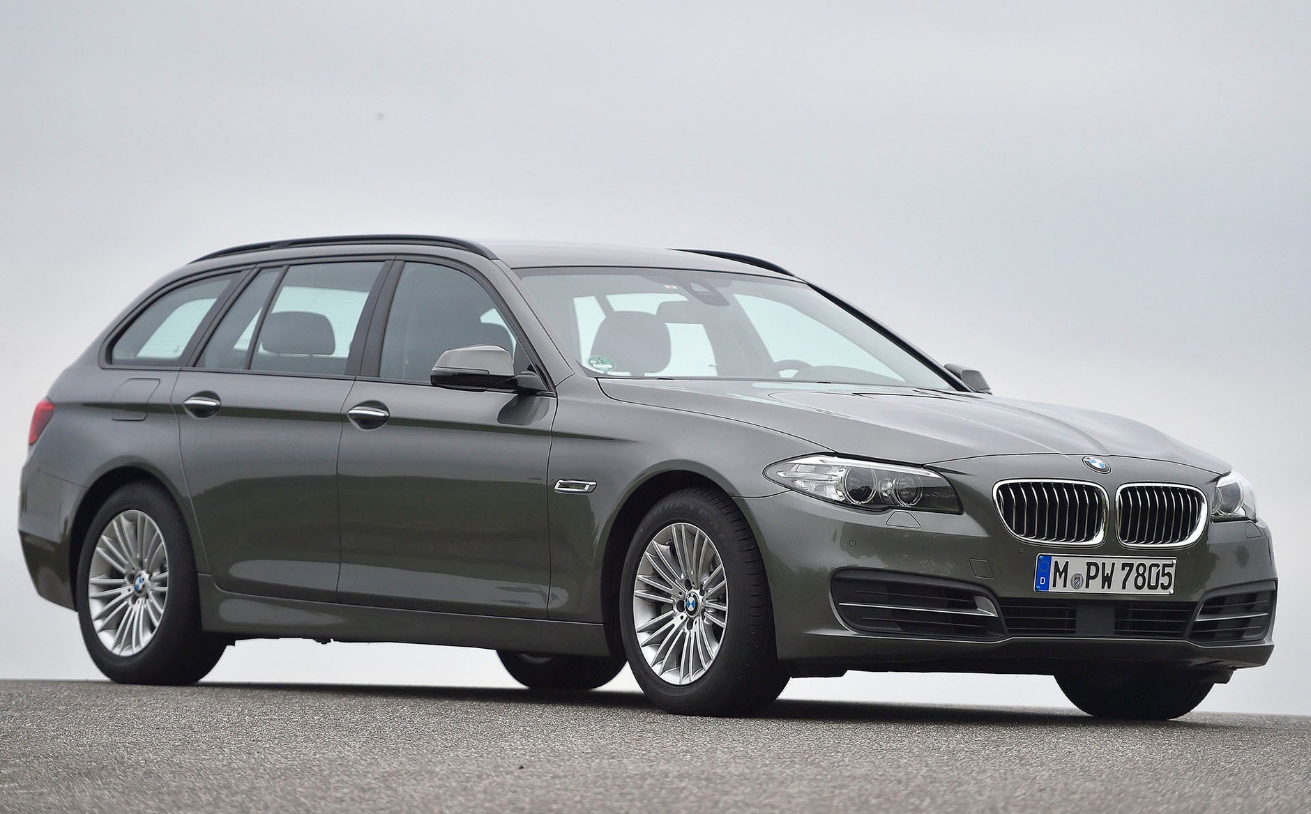 BMW F11