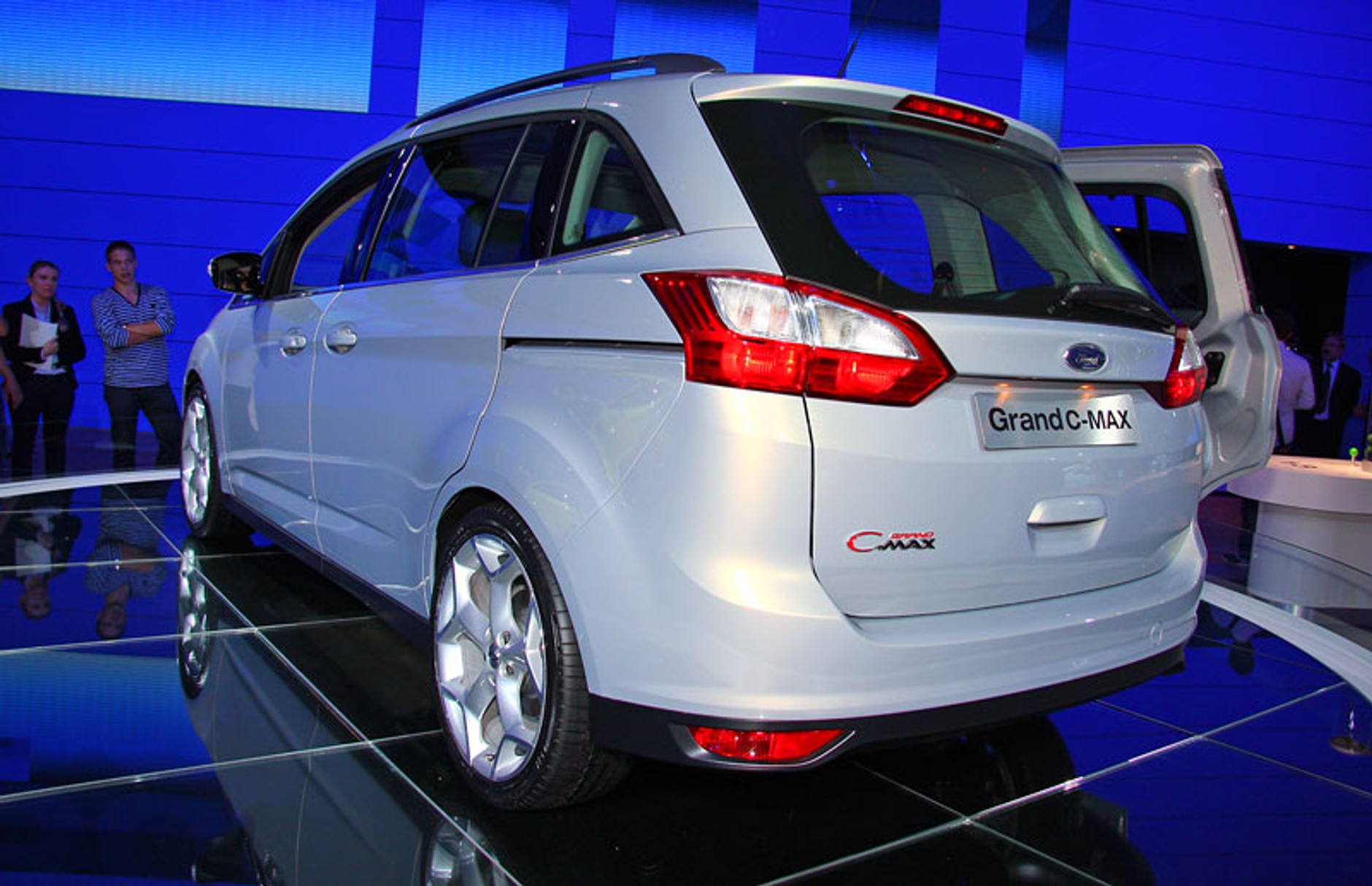 IAA Frankfurt 2009: Ford C-Max a Grand C-Max - rok przed premierą