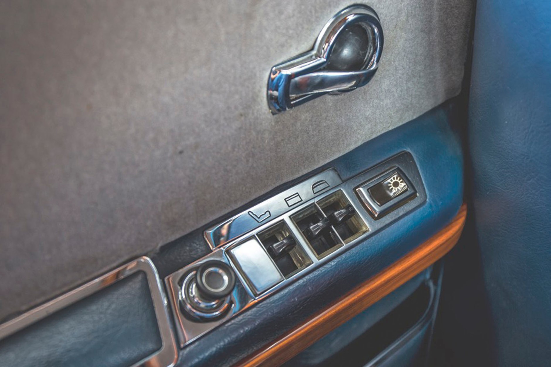 Mercedes 600 - apodyktyczny klasyk z gwiazdą