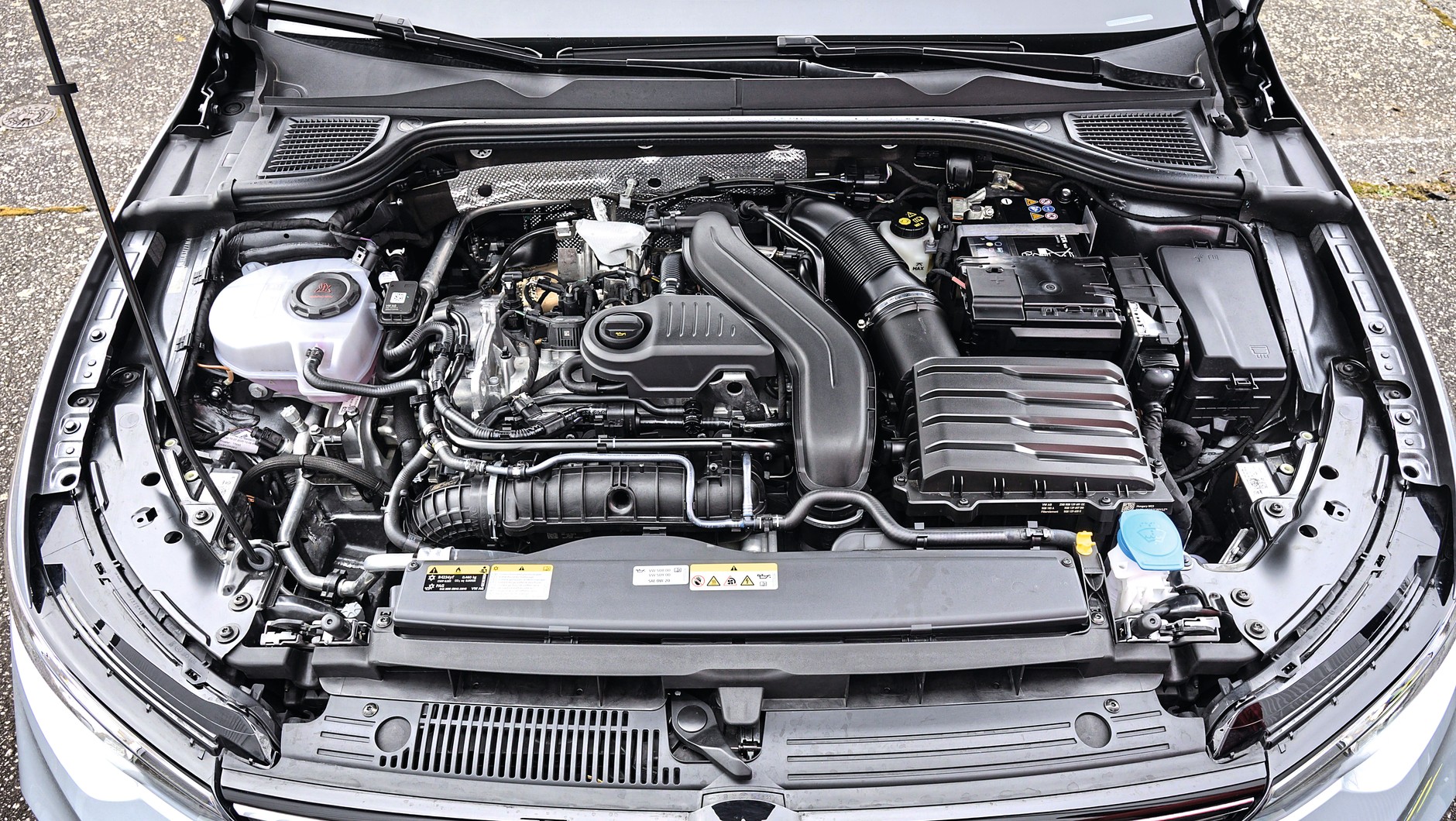 VW Golf8 eTSI