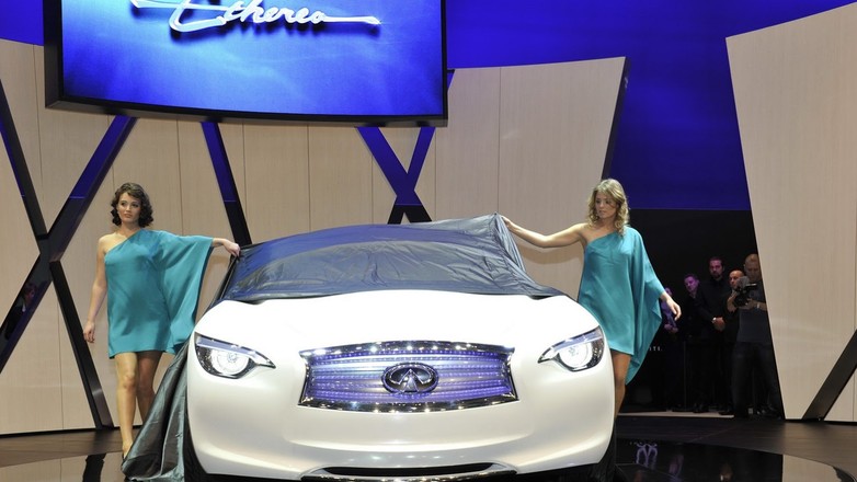 Infiniti Q40 nie z Żerania, ale z brytyjskiego Nissana