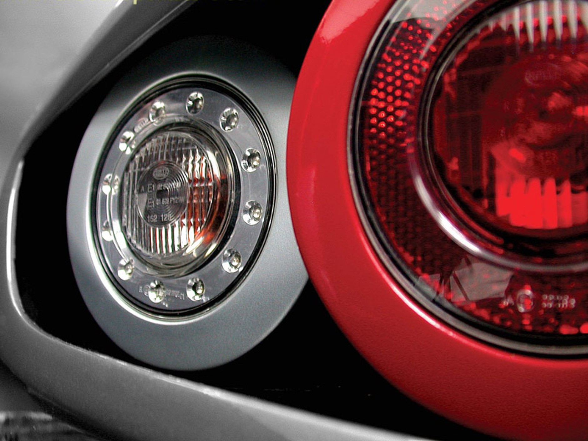 Roszada na Wyspach: Farboud zmienił nazwę na Farbio