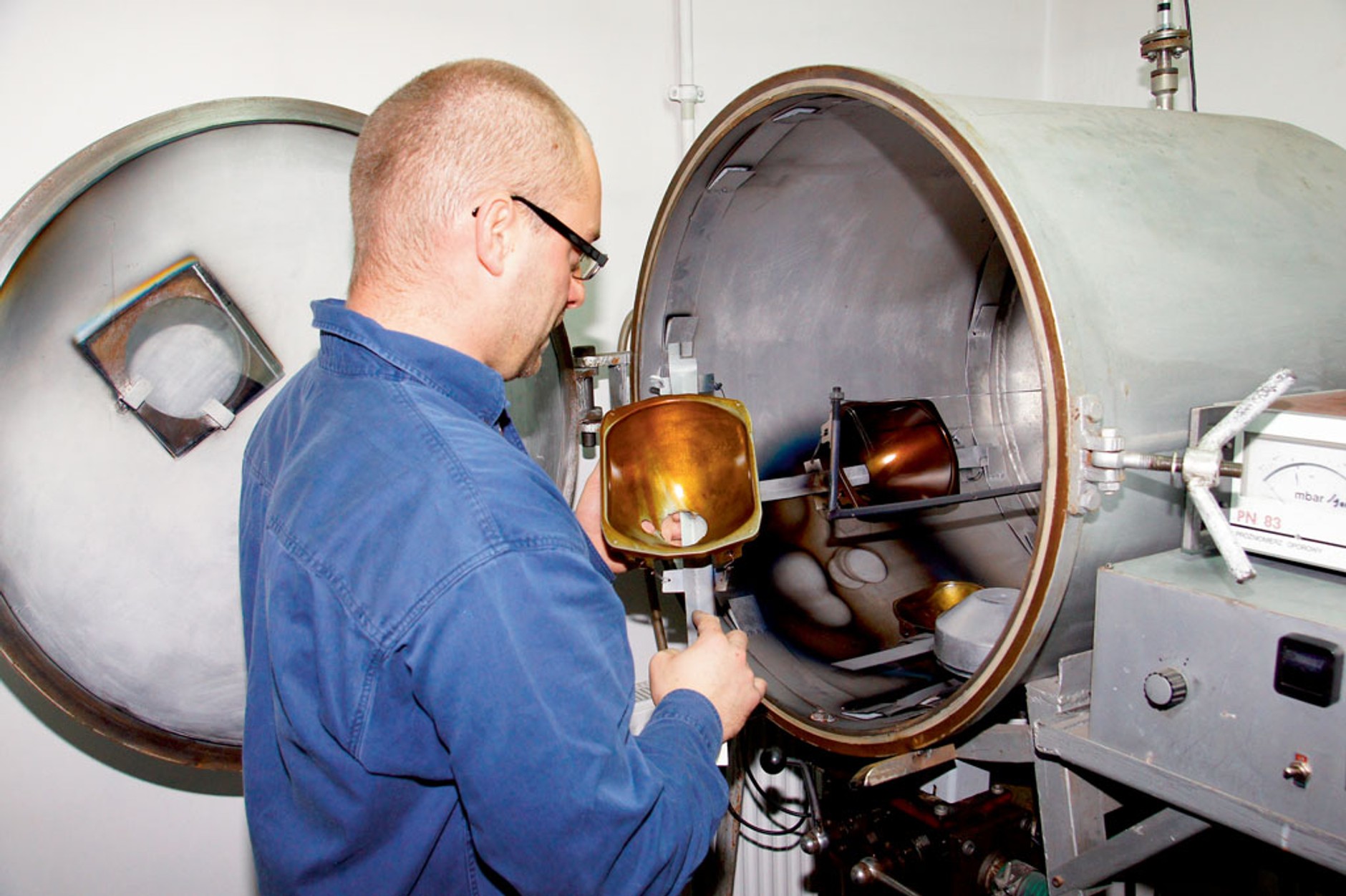 Jak się regeneruje reflektory?